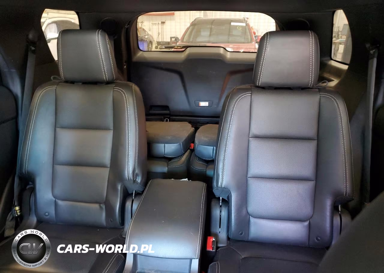 2015 Ford Explorer Sport VIN:1FM5K8GTXFGA44632 - 10