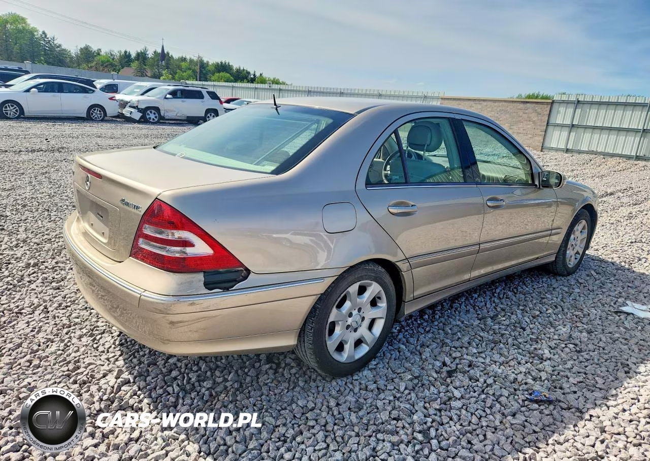 2005 Mercedes-Benz C 240 4Matic VIN:WDBRF81J05F596869 - 3