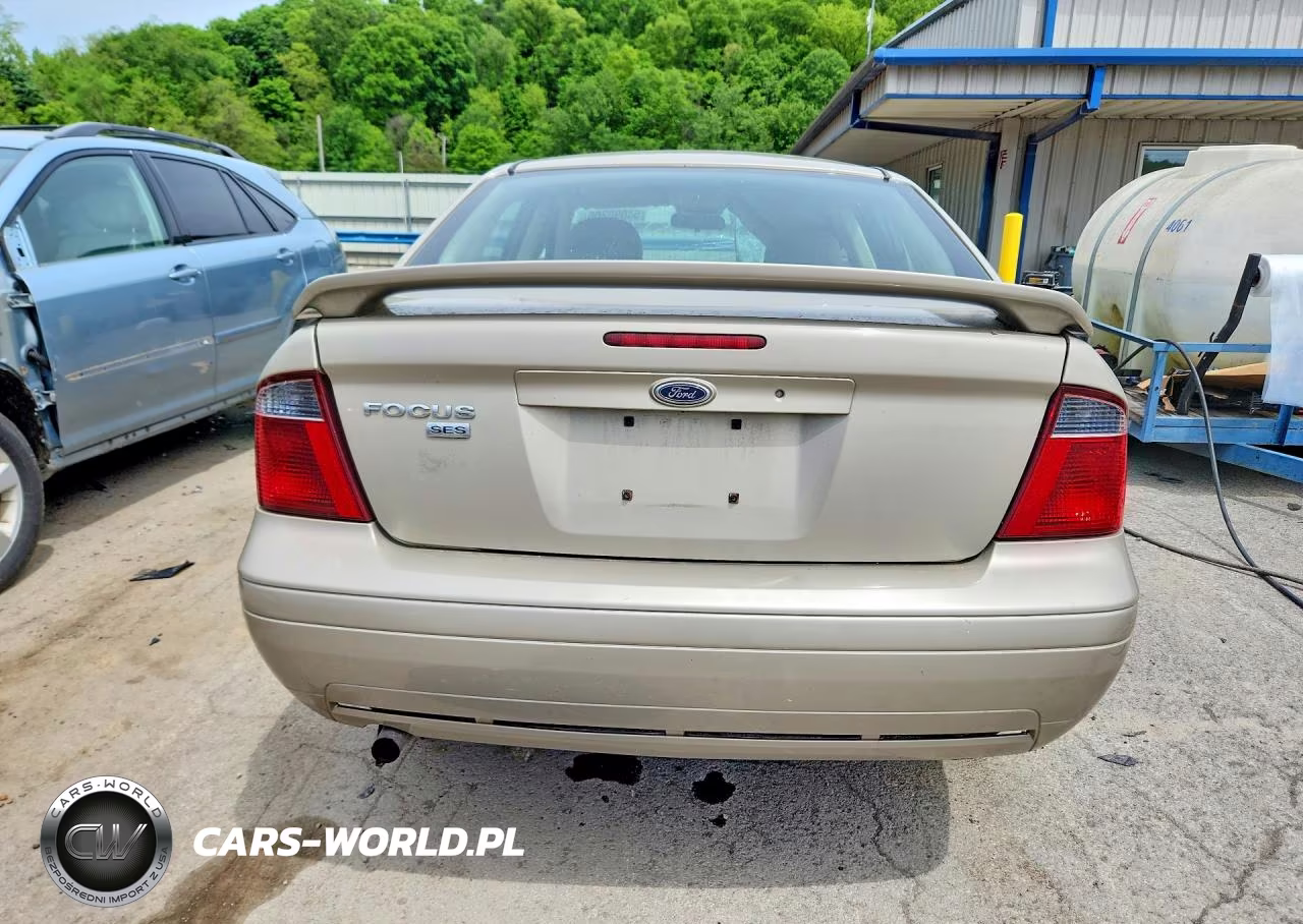 2007 Ford Focus Zx4 VIN:1FAHP34N47W346944 - 6