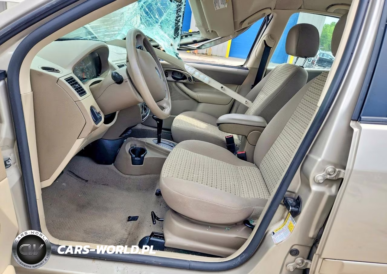 2007 Ford Focus Zx4 VIN:1FAHP34N47W346944 - 7