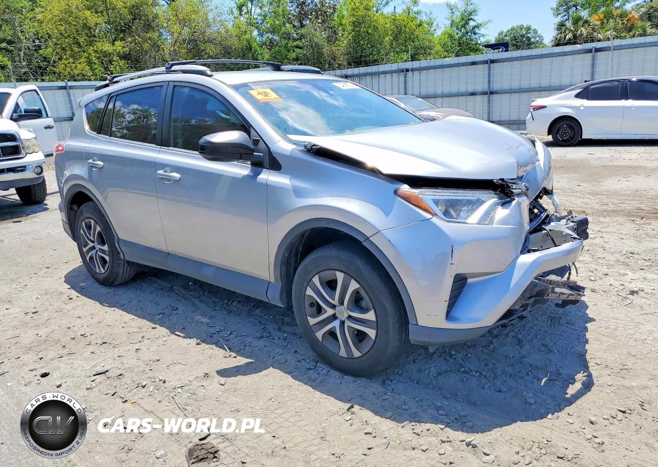 2018 Toyota Rav4 Le VIN:2T3ZFREV6JW469217 - 4