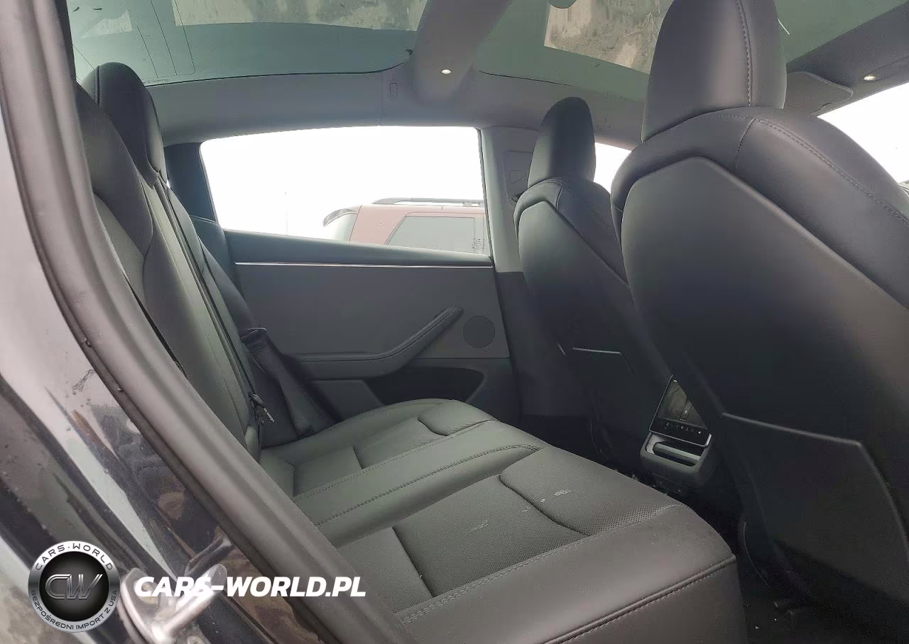 2025 Tesla Model 3 VIN:5YJ3E1EA2SF062882 - 10