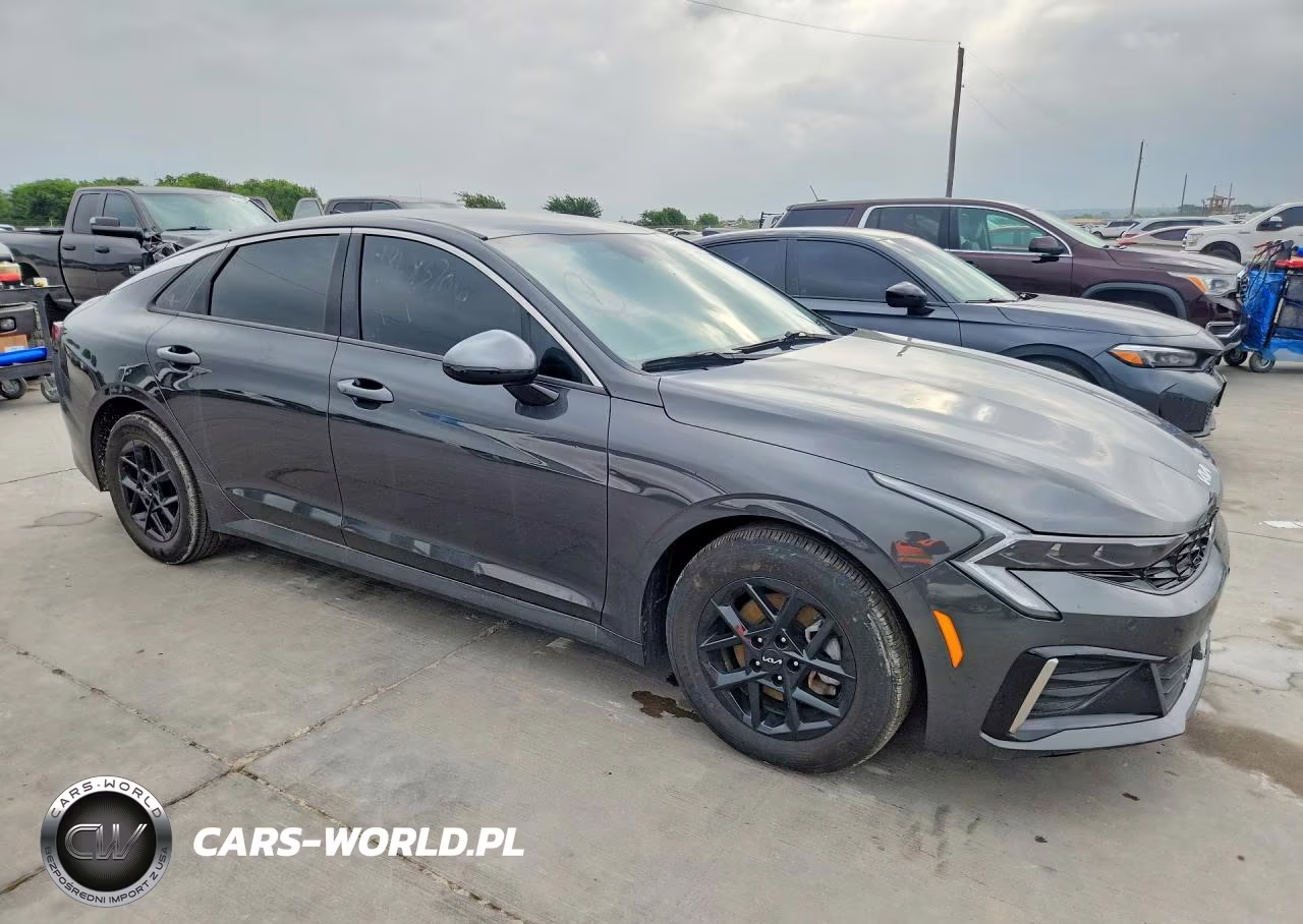 2025 Kia K5 Lxs VIN:KNAG24J7XS5384948 - 4
