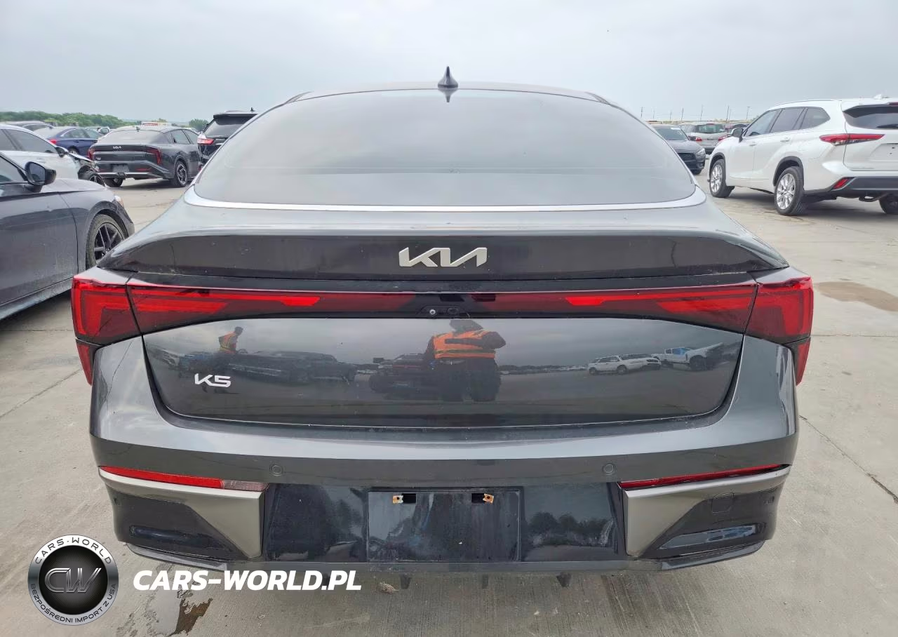 2025 Kia K5 Lxs VIN:KNAG24J7XS5384948 - 6