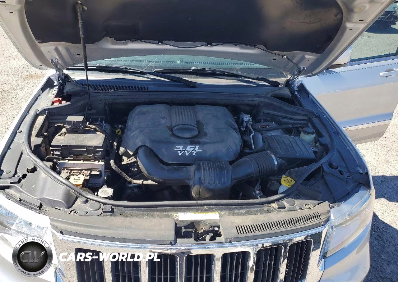 2012 Jeep Grand Cherokee Laredo VIN:1C4RJFAG9CC349714 - 11