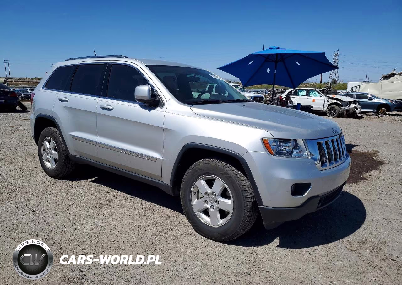 2012 Jeep Grand Cherokee Laredo VIN:1C4RJFAG9CC349714 - 4