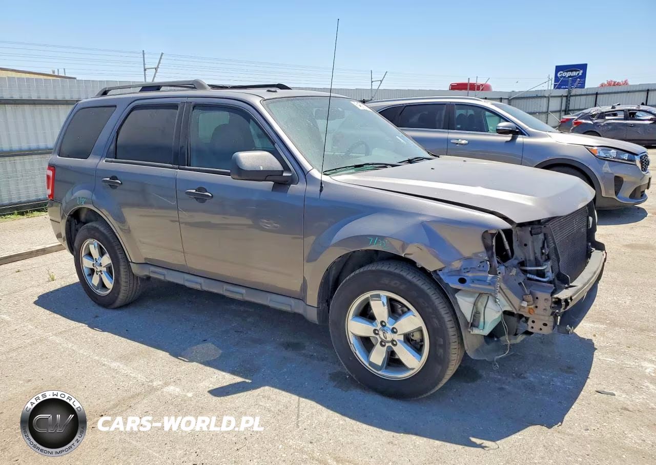 2010 Ford Escape Xlt VIN:1FMCU0DGXAKD46504 - 4