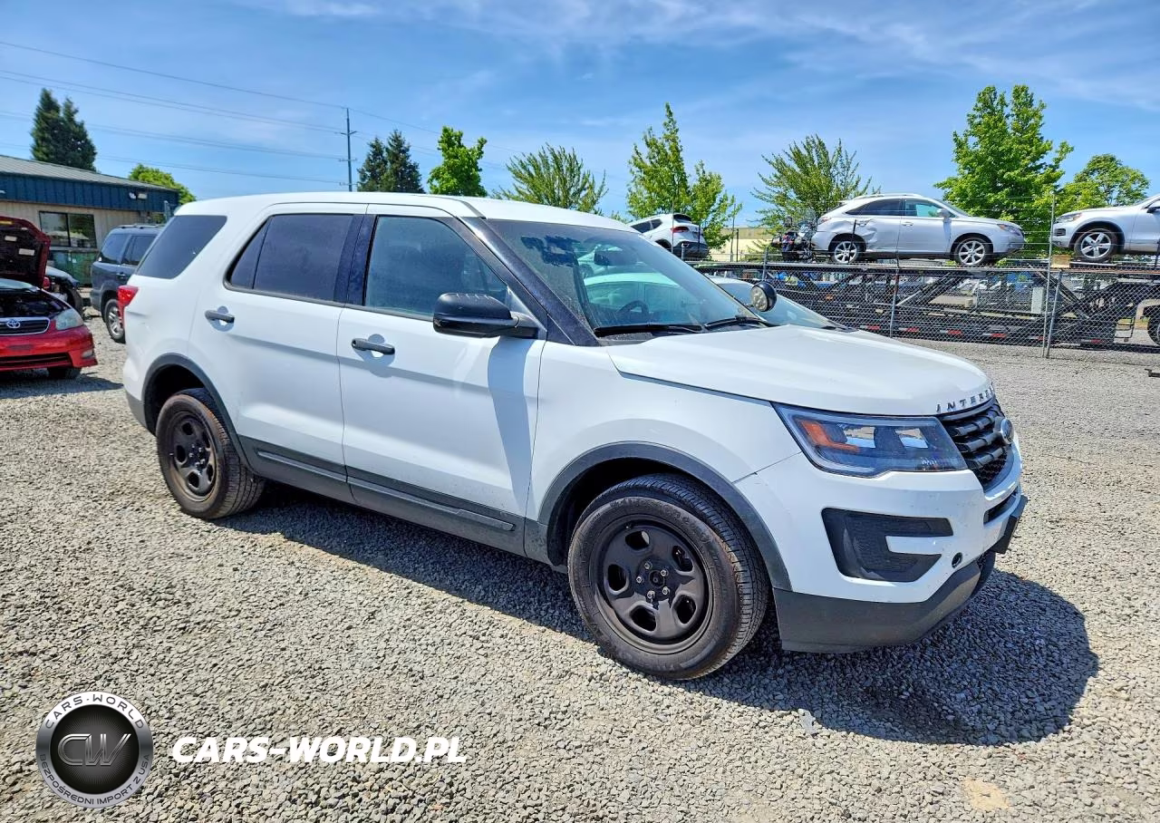 2016 Ford Explorer Police Interceptor VIN:1FM5K8AT1GGA86715 - 4