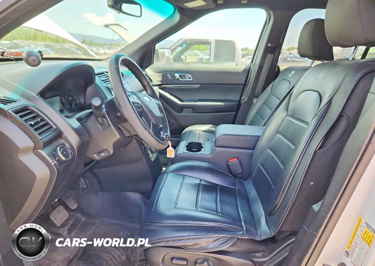 2016 Ford Explorer Police Interceptor VIN:1FM5K8AT1GGA86715 - 7