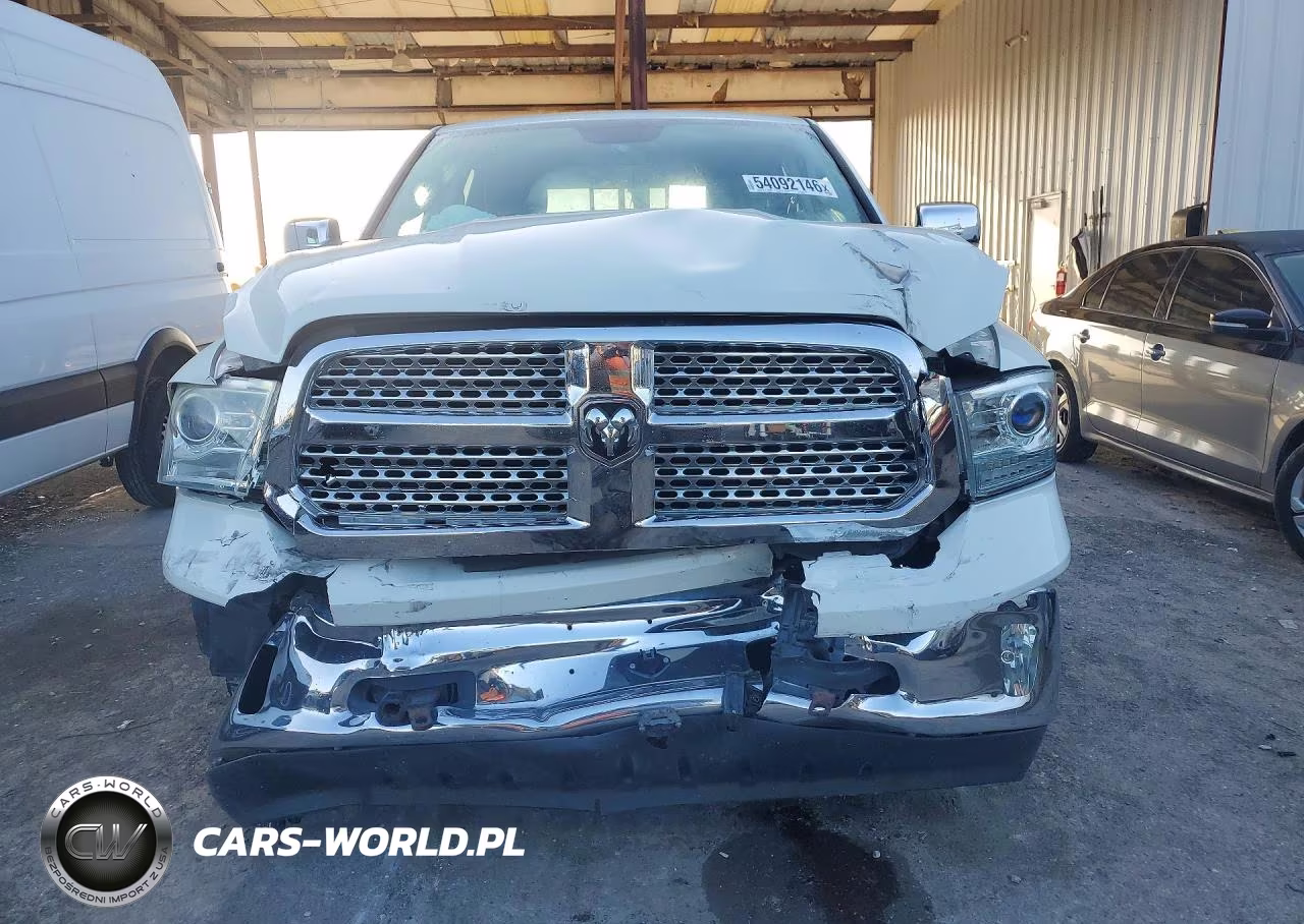 2018 Ram 1500 Laramie VIN:1C6RR7NM4JS248007 - 5