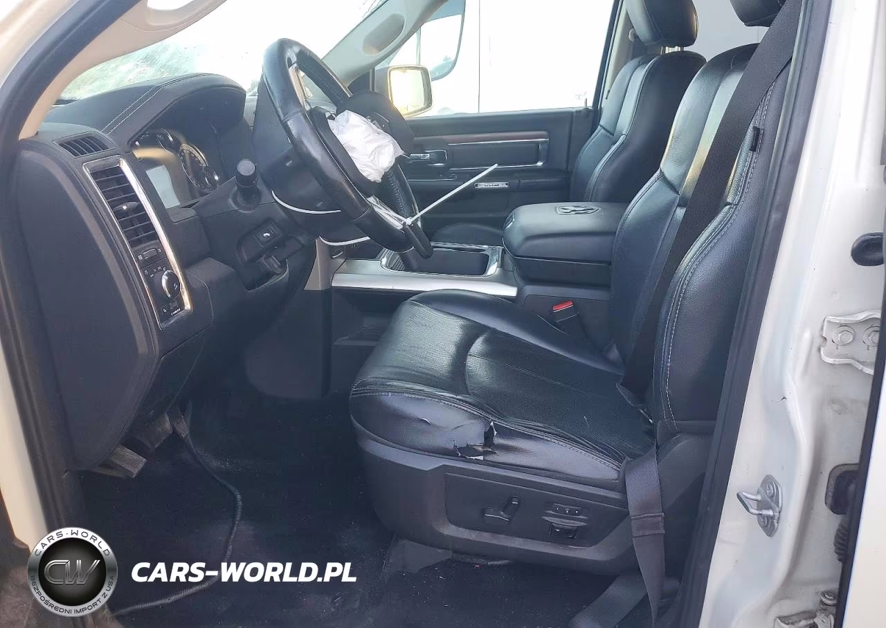 2018 Ram 1500 Laramie VIN:1C6RR7NM4JS248007 - 7