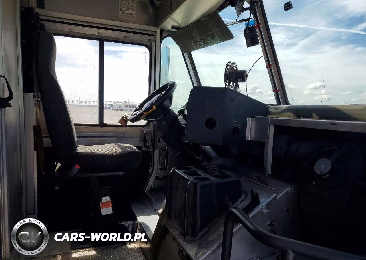 2020 Ford F59 Delivery Truck VIN:1F66F5KN9L0A15005 - 11
