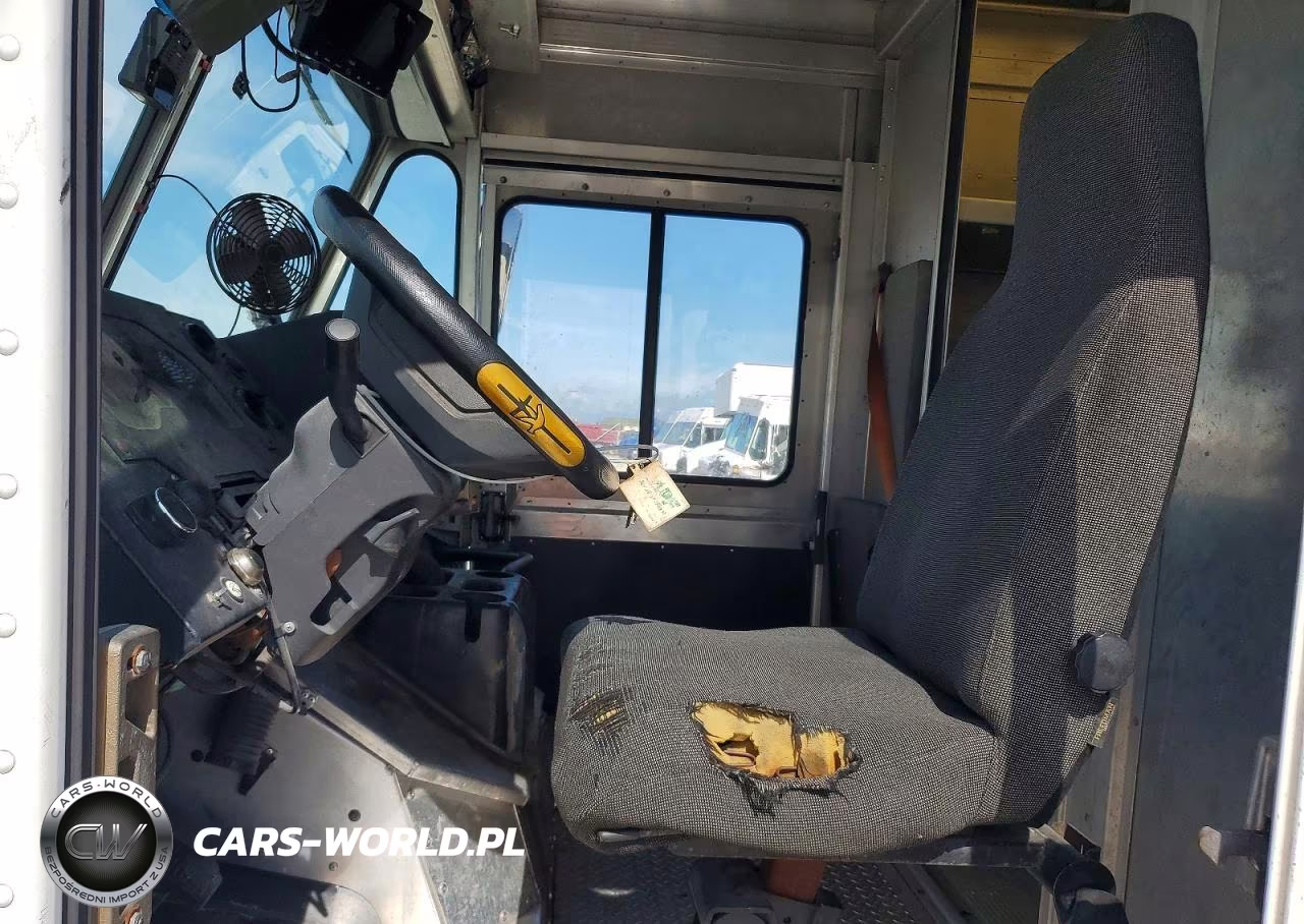 2020 Ford F59 Delivery Truck VIN:1F66F5KN9L0A15005 - 7