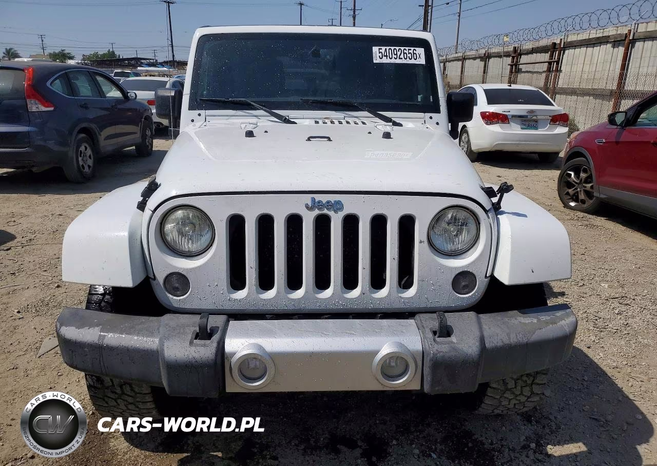 2014 Jeep Wrangler Unlimited Sahara VIN:1C4BJWEG0EL212501 - 5