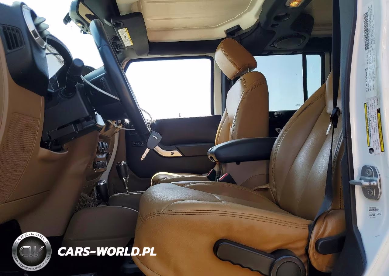 2014 Jeep Wrangler Unlimited Sahara VIN:1C4BJWEG0EL212501 - 7