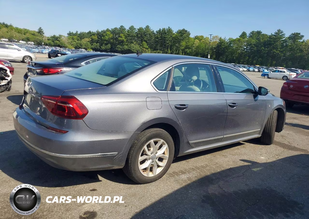 2017 Volkswagen Passat R-Line Automa VIN:1VWAT7A38HC000574 - 3