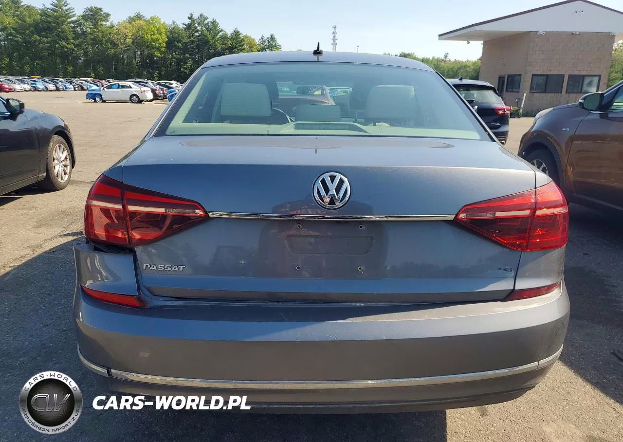 2017 Volkswagen Passat R-Line Automa VIN:1VWAT7A38HC000574 - 6