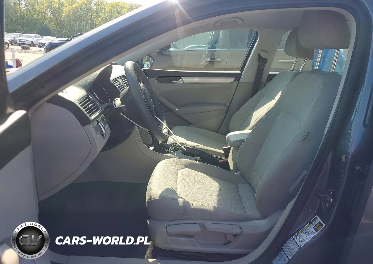2017 Volkswagen Passat R-Line Automa VIN:1VWAT7A38HC000574 - 7