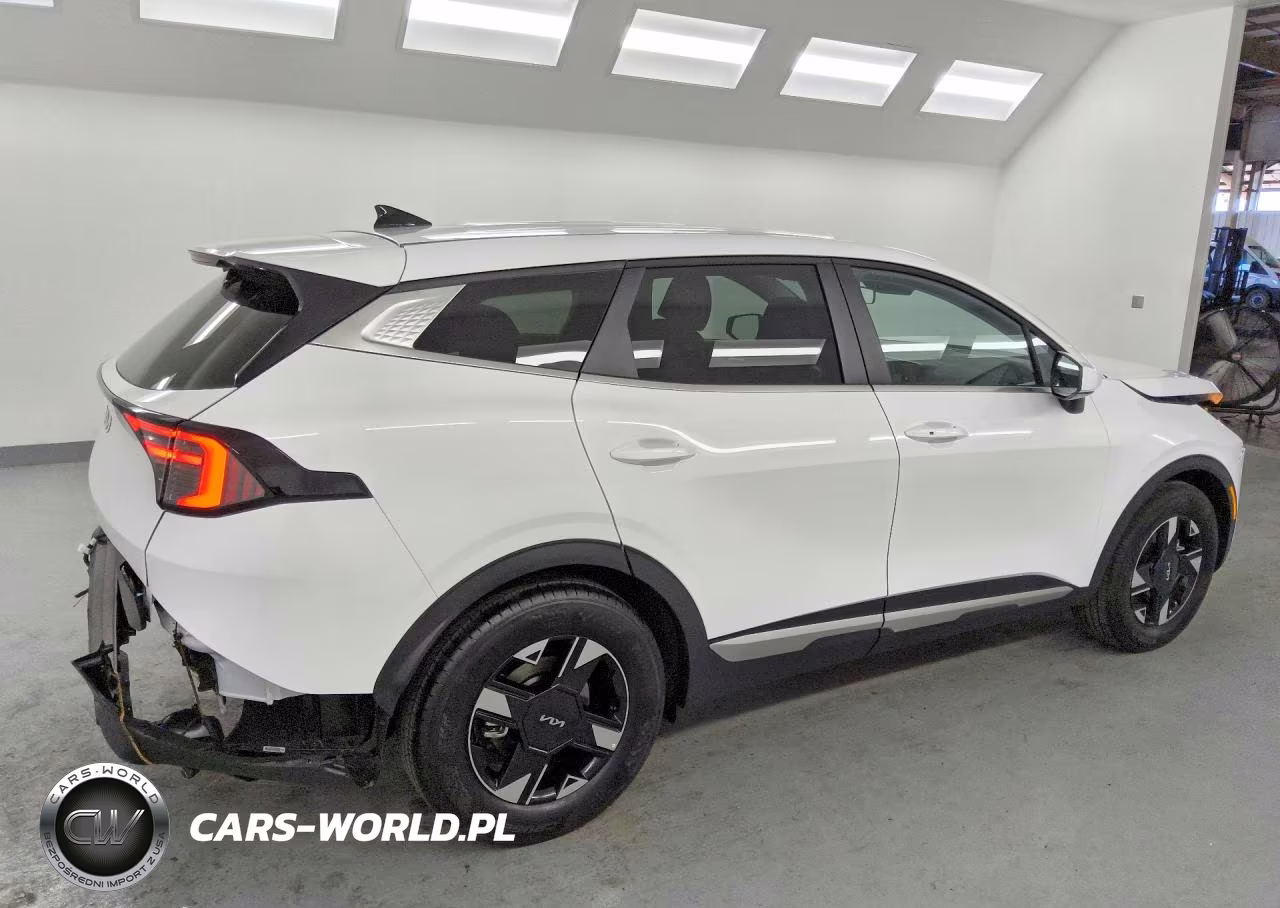 2026 Kia Sportage Lx VIN:5XYK23DF3TG413225 - 3