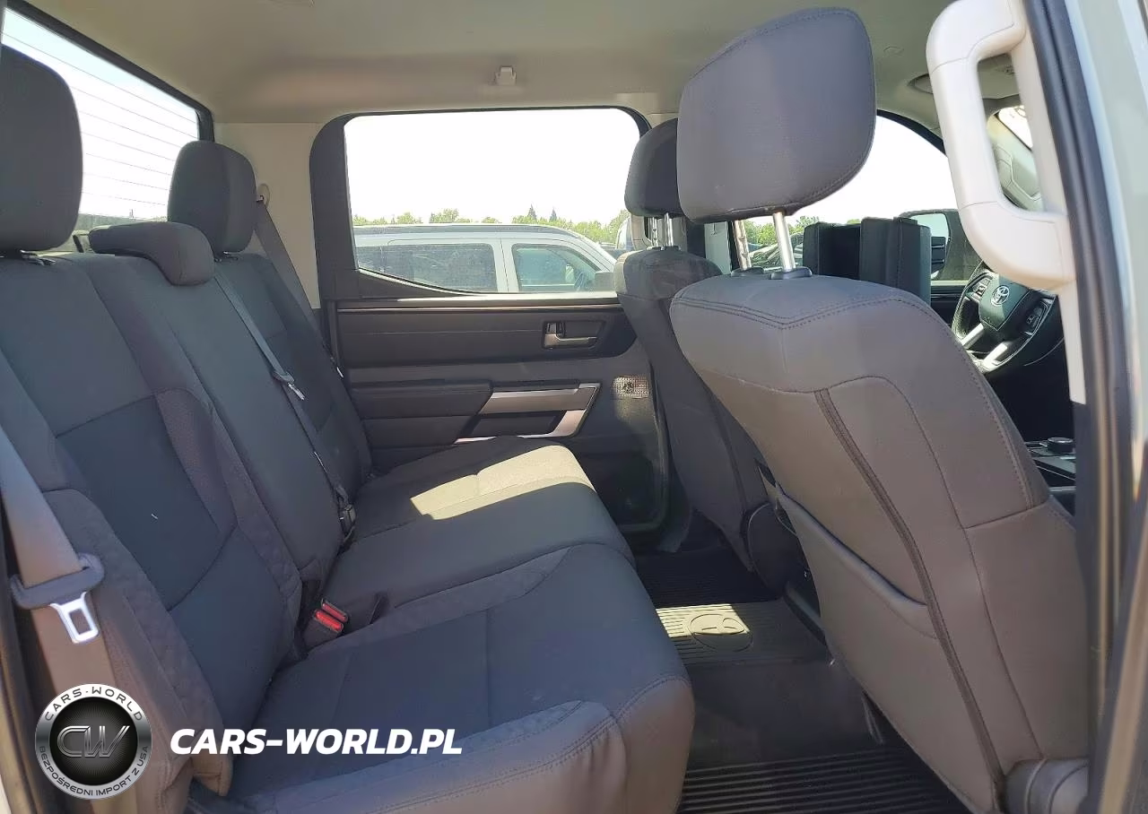 2024 Toyota Tundra Sr5 VIN:5TFLA5DB9RX198682 - 10