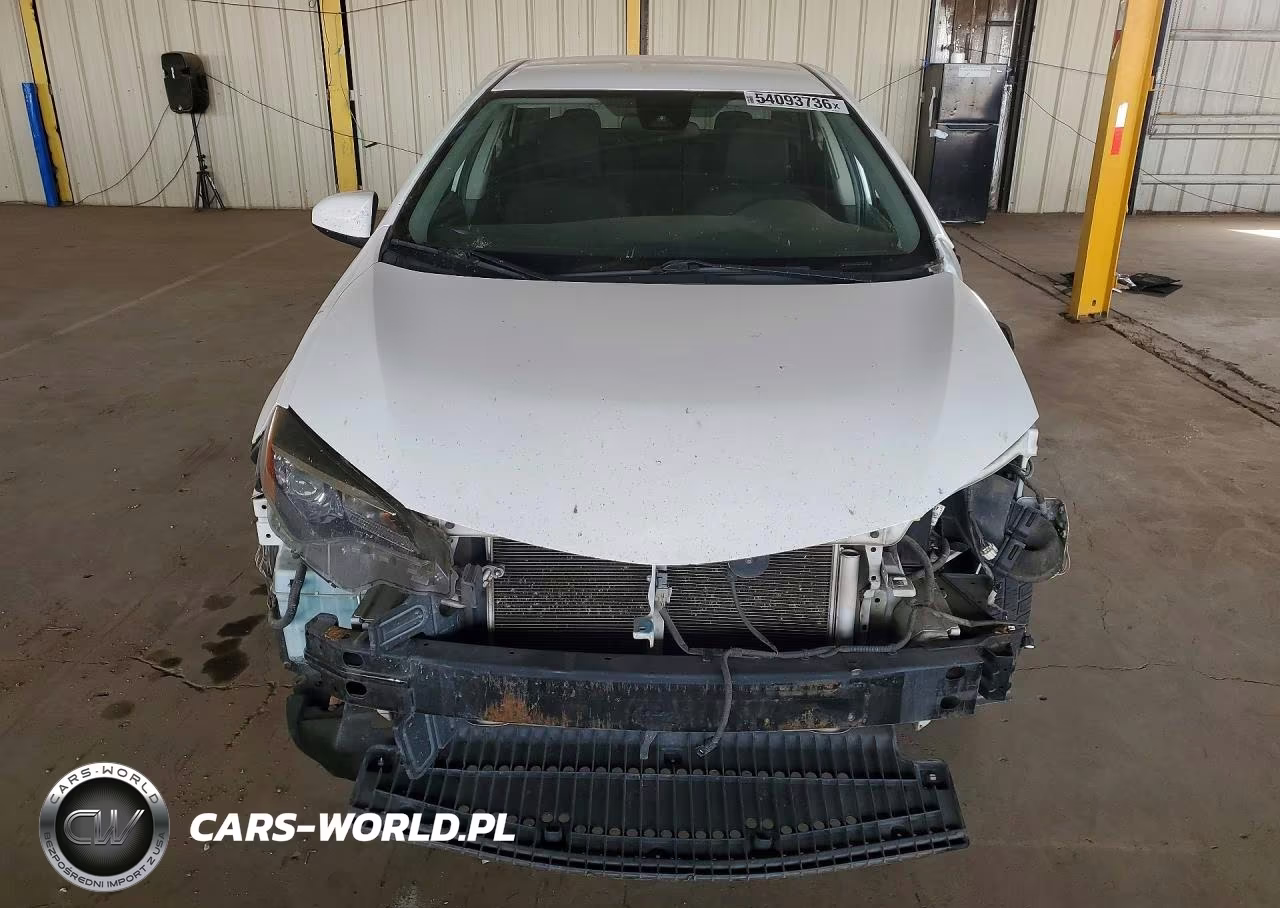 2017 Toyota Corolla Le VIN:5YFBURHE9HP686896 - 5