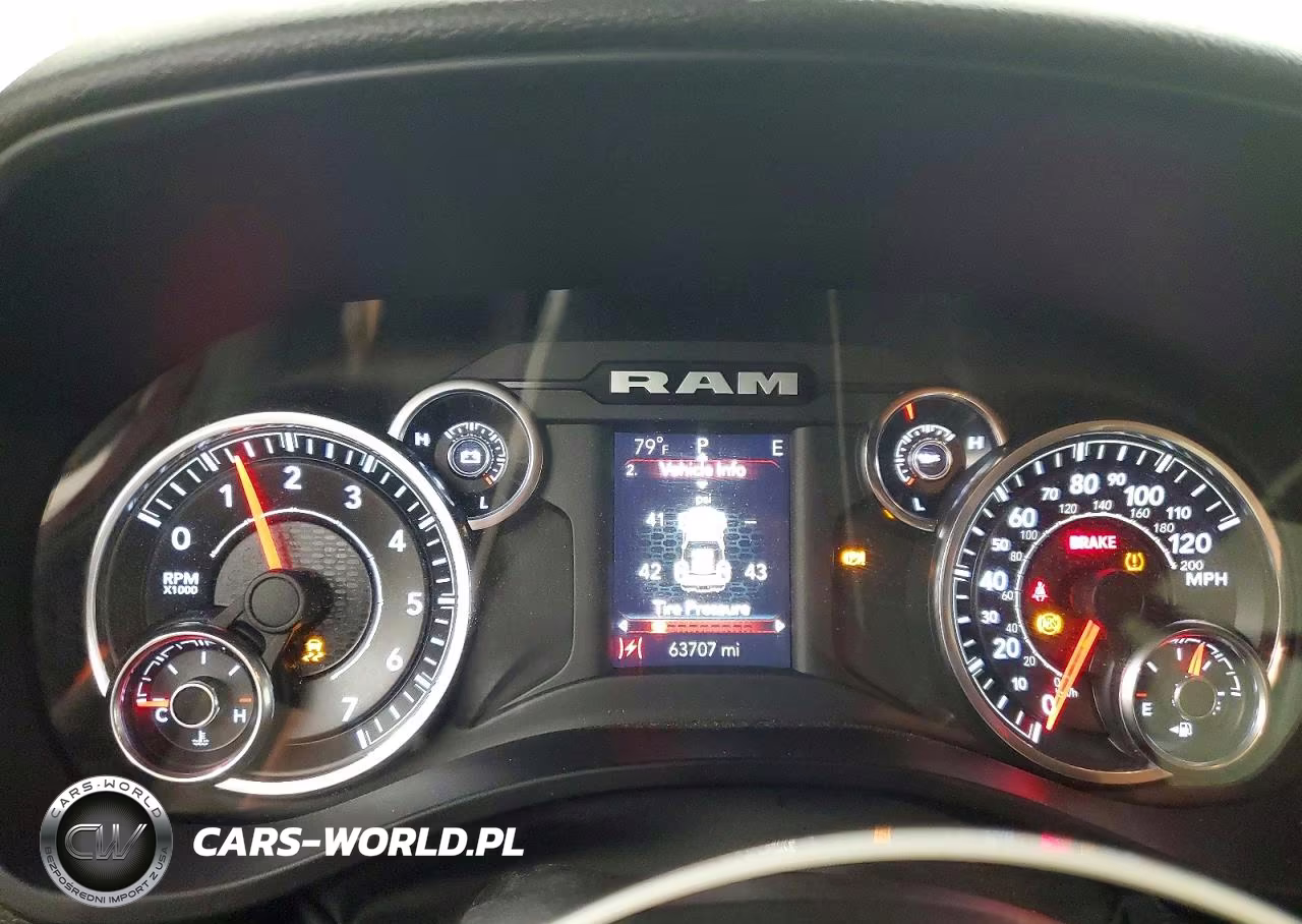 2022 Ram 1500 Big Horn VIN:1C6SRFBTXNN338094 - 9
