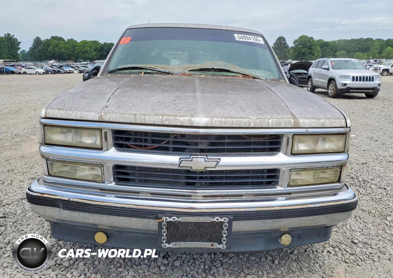 1999 Chevrolet Suburban C1500 VIN:3GNEC16R7XG143260 - 5