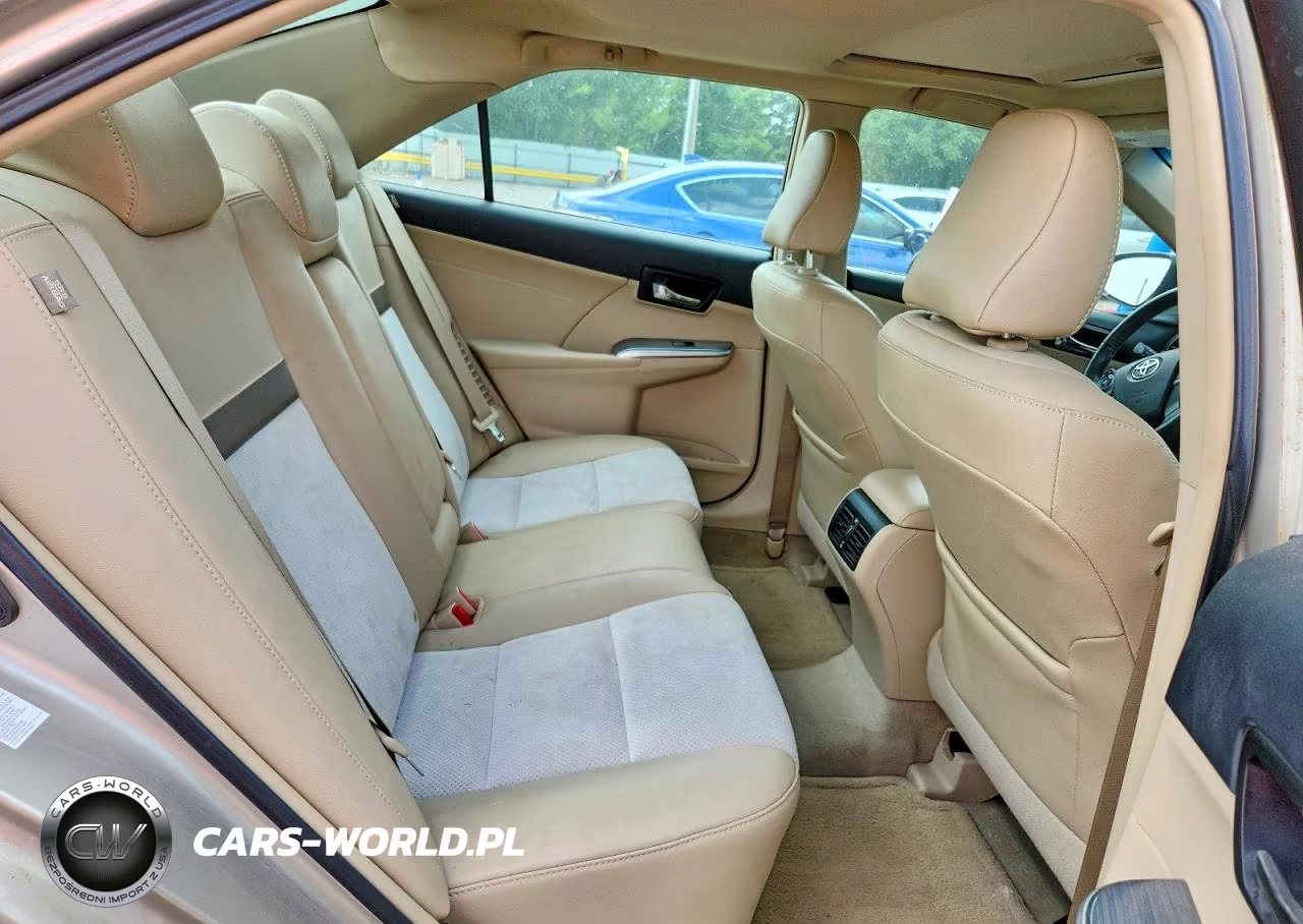 2014 Toyota Camry Hybrid VIN:4T1BD1FK0EU132151 - 10