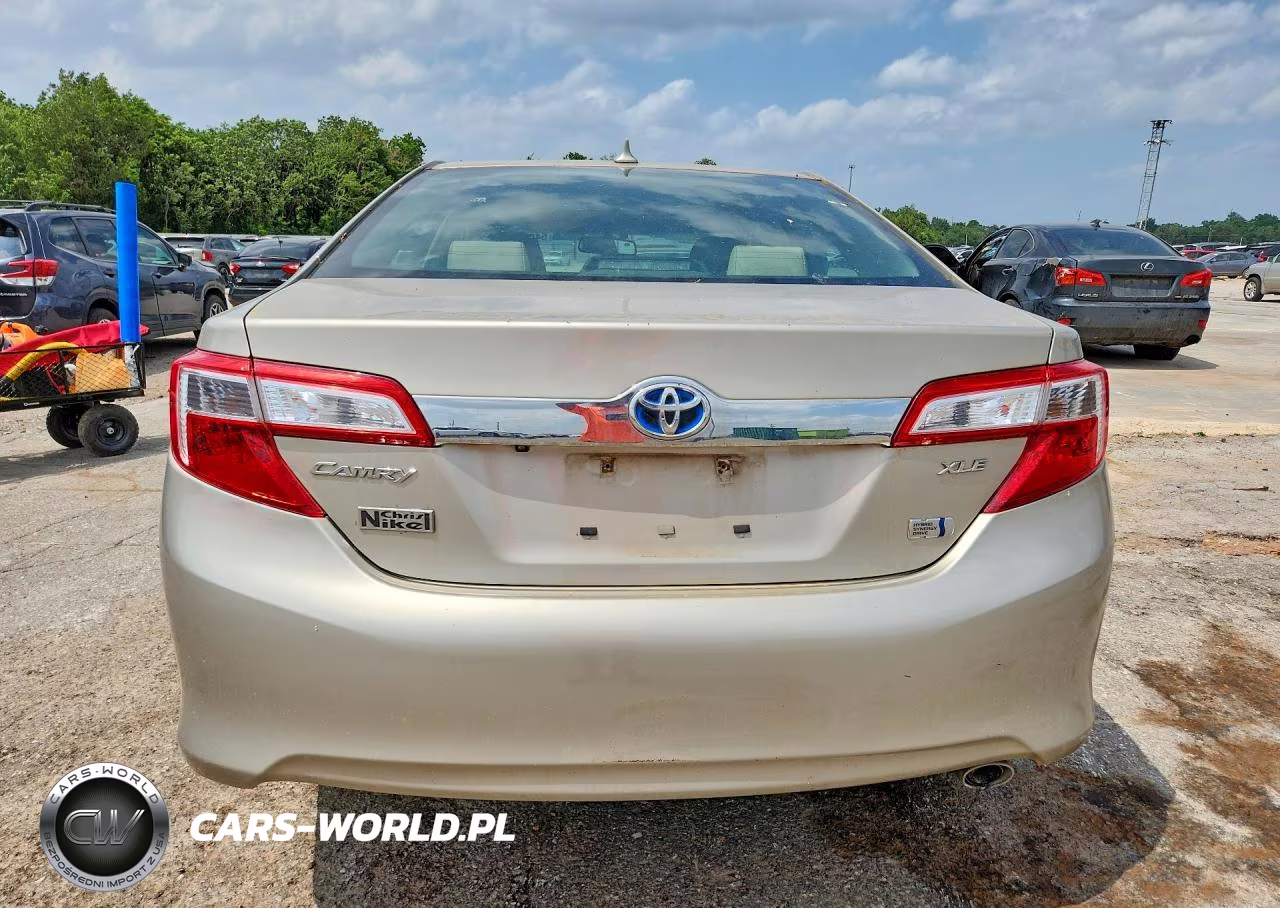 2014 Toyota Camry Hybrid VIN:4T1BD1FK0EU132151 - 6