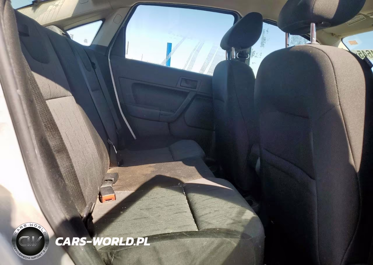 2008 Ford Focus Se VIN:1FAHP35N18W231282 - 10