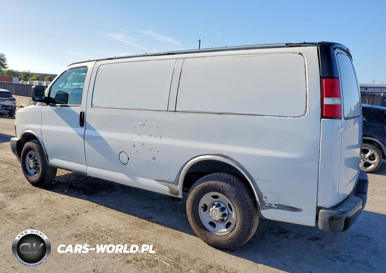 2020 Chev Express G2500 VIN:1GCWGAFP3L1218657 - 2