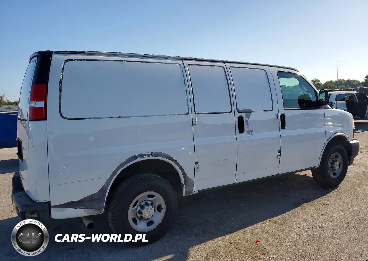 2020 Chev Express G2500 VIN:1GCWGAFP3L1218657 - 3