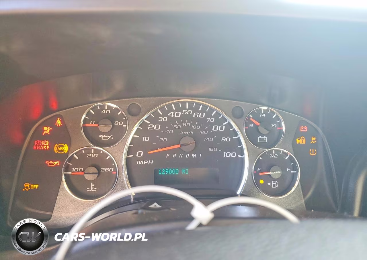 2020 Chev Express G2500 VIN:1GCWGAFP3L1218657 - 9