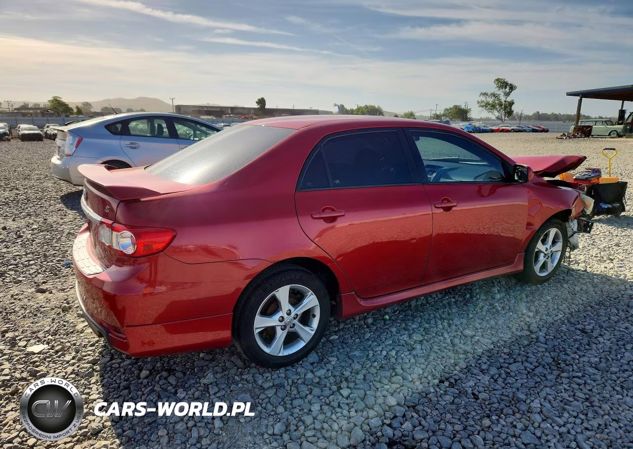 2013 Toyota Corolla S VIN:5YFBU4EE1DP184840 - 3