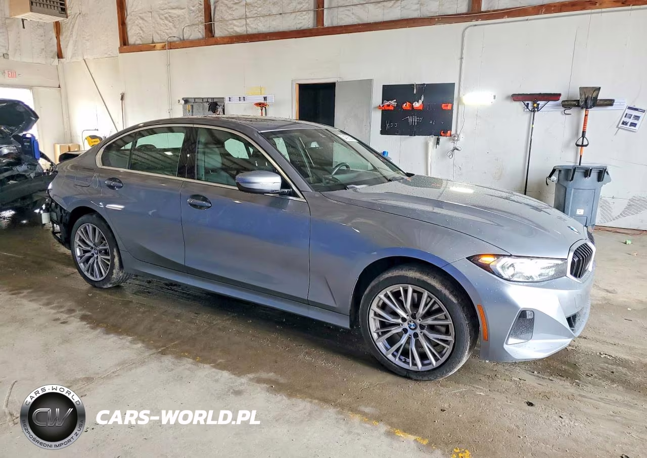 2024 BMW 330Xi VIN:3MW89FF06R8E14211 - 4