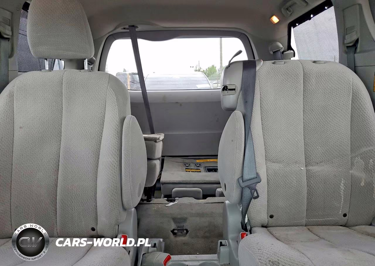 2014 Toyota Sienna Le VIN:5TDKK3DC2ES417178 - 10