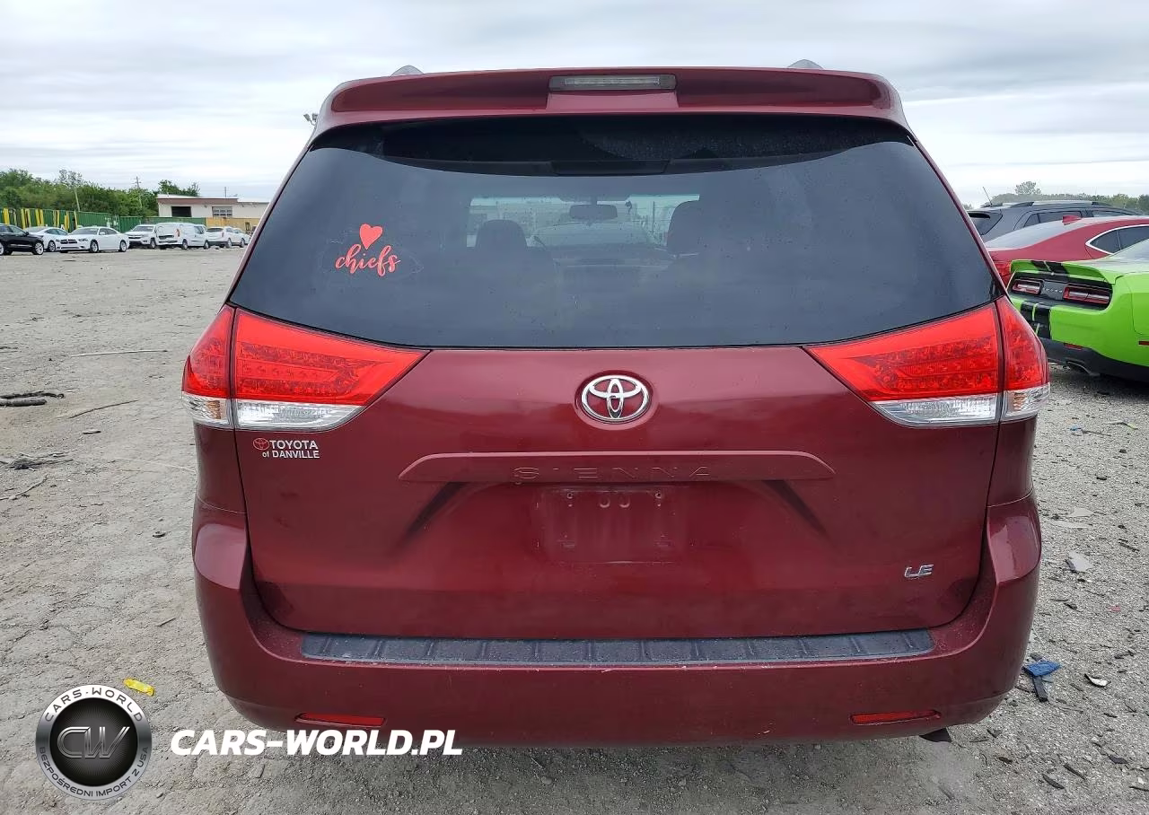 2014 Toyota Sienna Le VIN:5TDKK3DC2ES417178 - 6