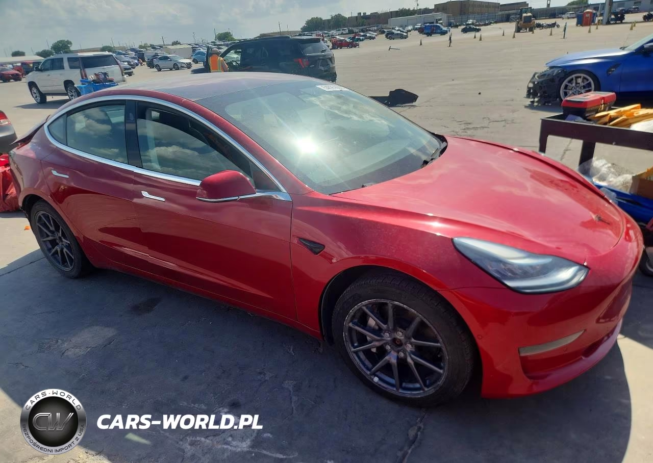 2018 Tesla Model 3 Long Range-Performance VIN:5YJ3E1EB3JF087958 - 4