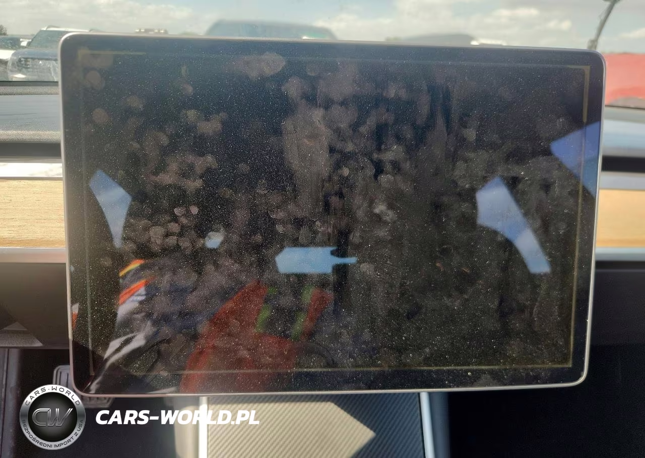 2018 Tesla Model 3 Long Range-Performance VIN:5YJ3E1EB3JF087958 - 9