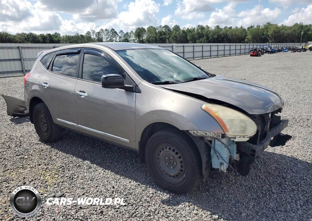 2013 Nissan Rogue S VIN:JN8AS5MT3DW549599 - 4