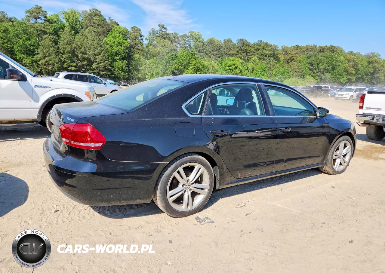 2014 Volkswagen Passat Se VIN:1VWBT7A32EC054579 - 3