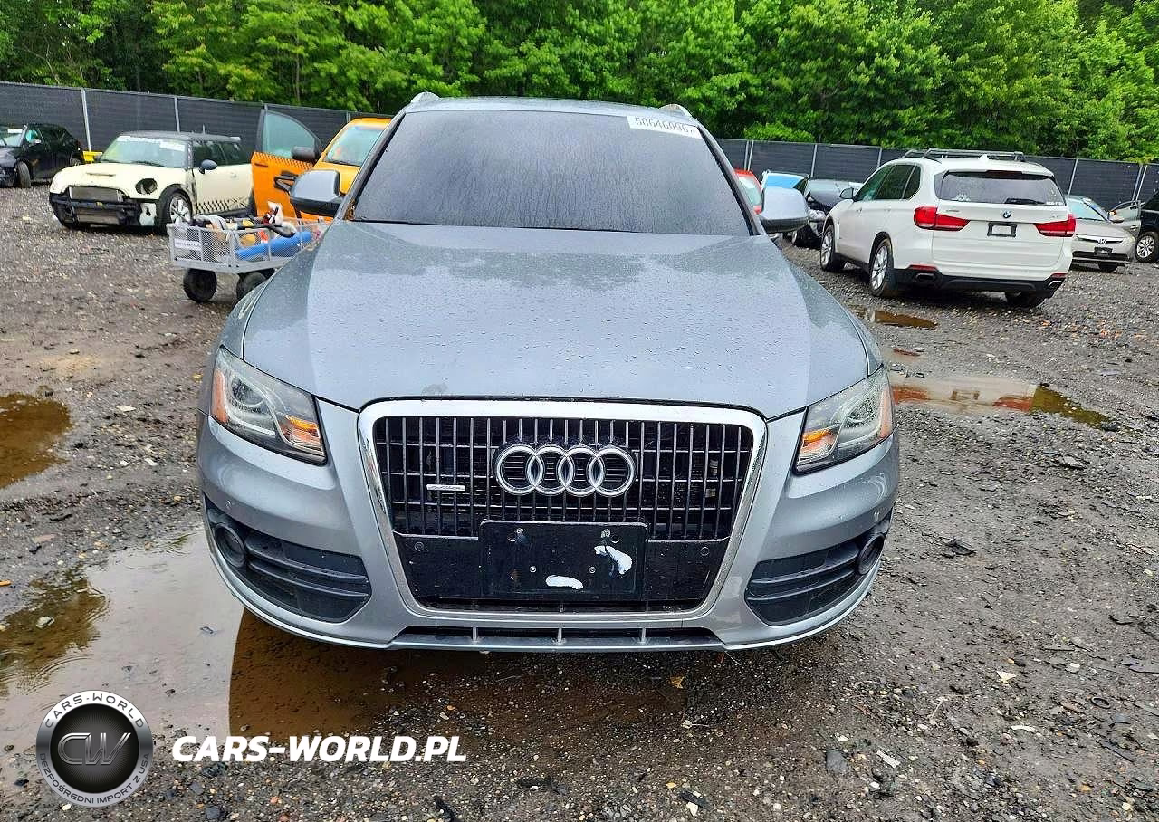 2010 Audi Q5 Premium Plus VIN:WA1LKAFPXAA023826 - 5