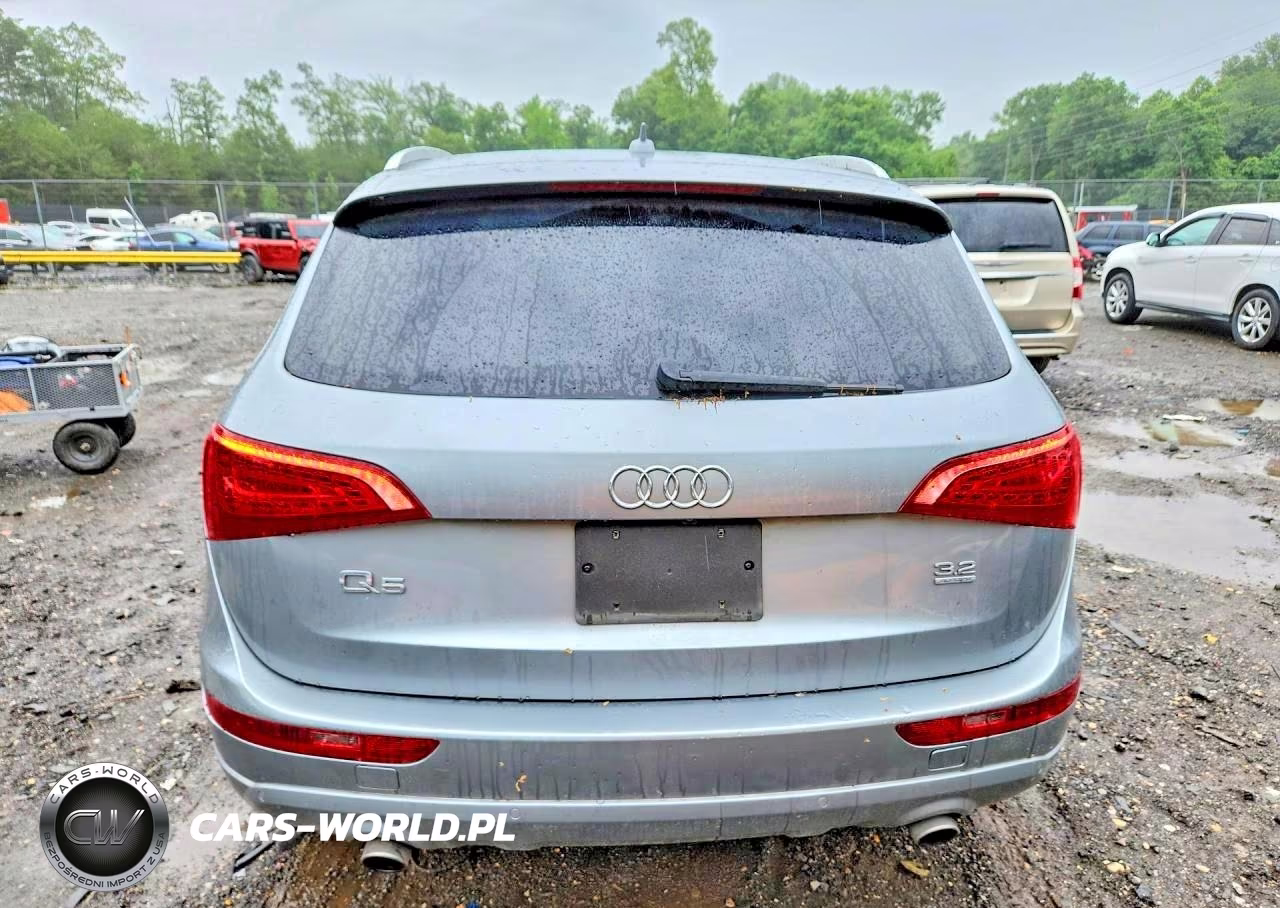 2010 Audi Q5 Premium Plus VIN:WA1LKAFPXAA023826 - 6