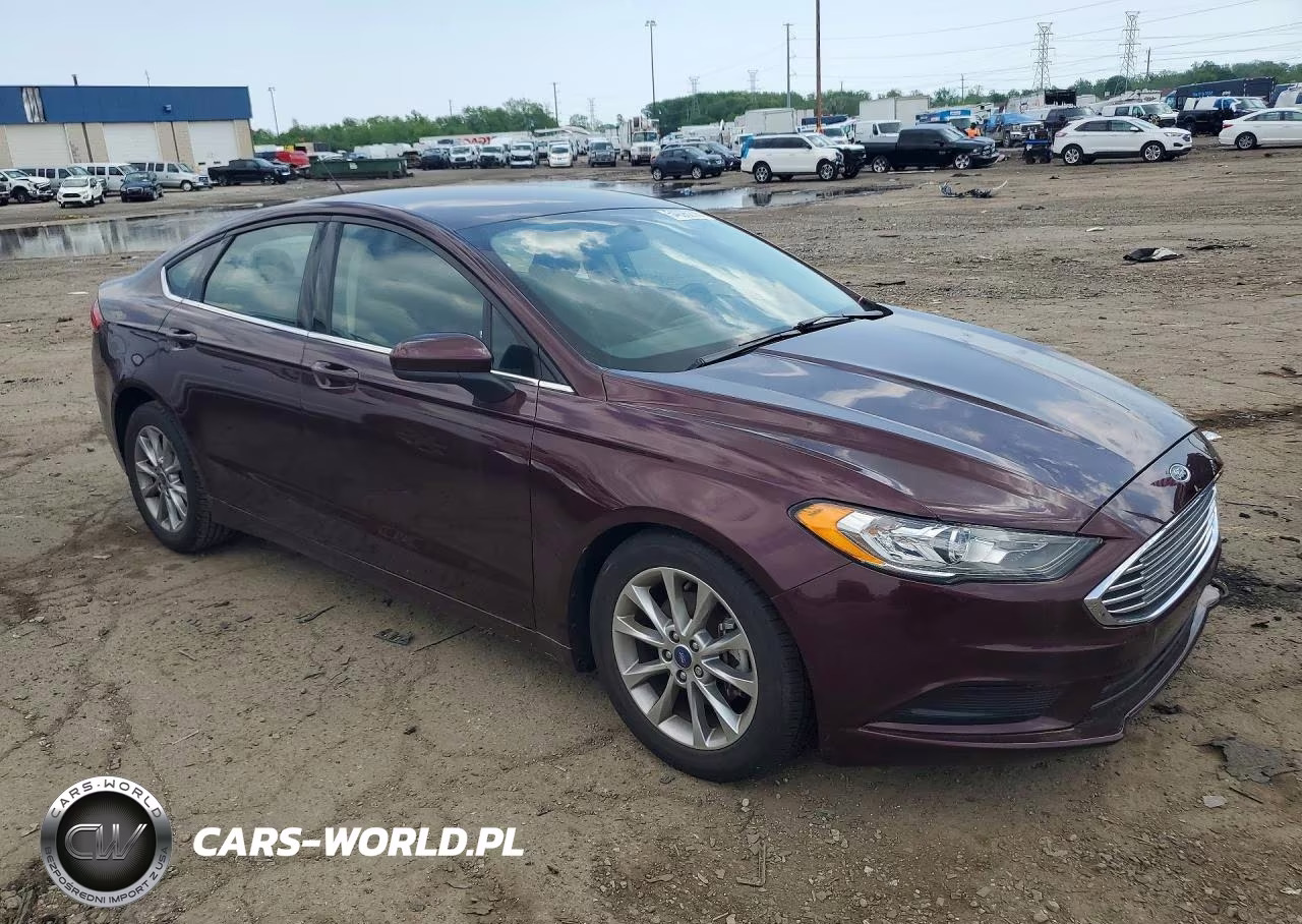 2017 Ford Fusion Se VIN:3FA6P0H72HR395811 - 4