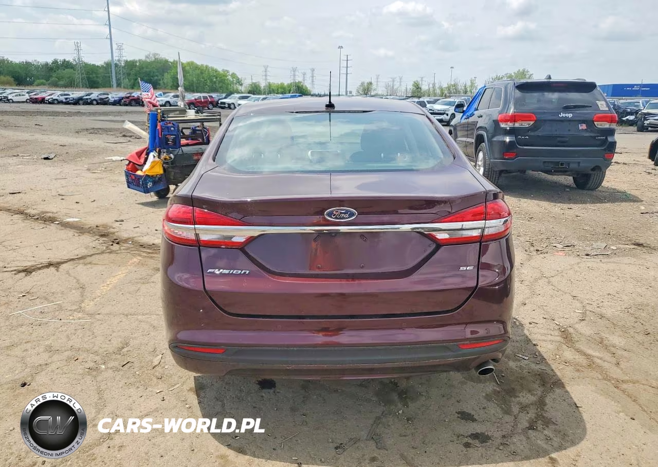 2017 Ford Fusion Se VIN:3FA6P0H72HR395811 - 6