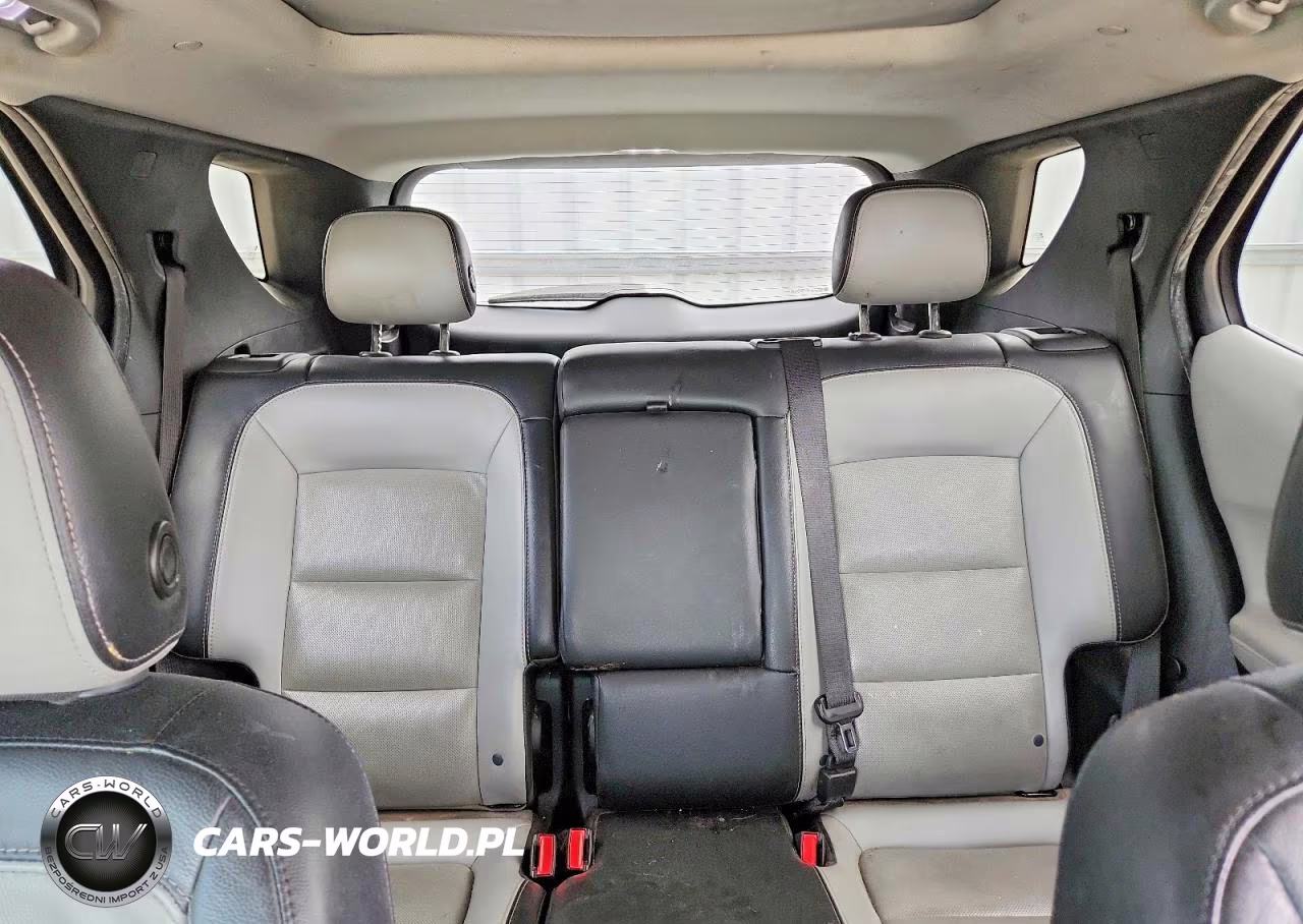 2020 Chevrolet Equinox Premier VIN:2GNAXPEX5L6152972 - 10