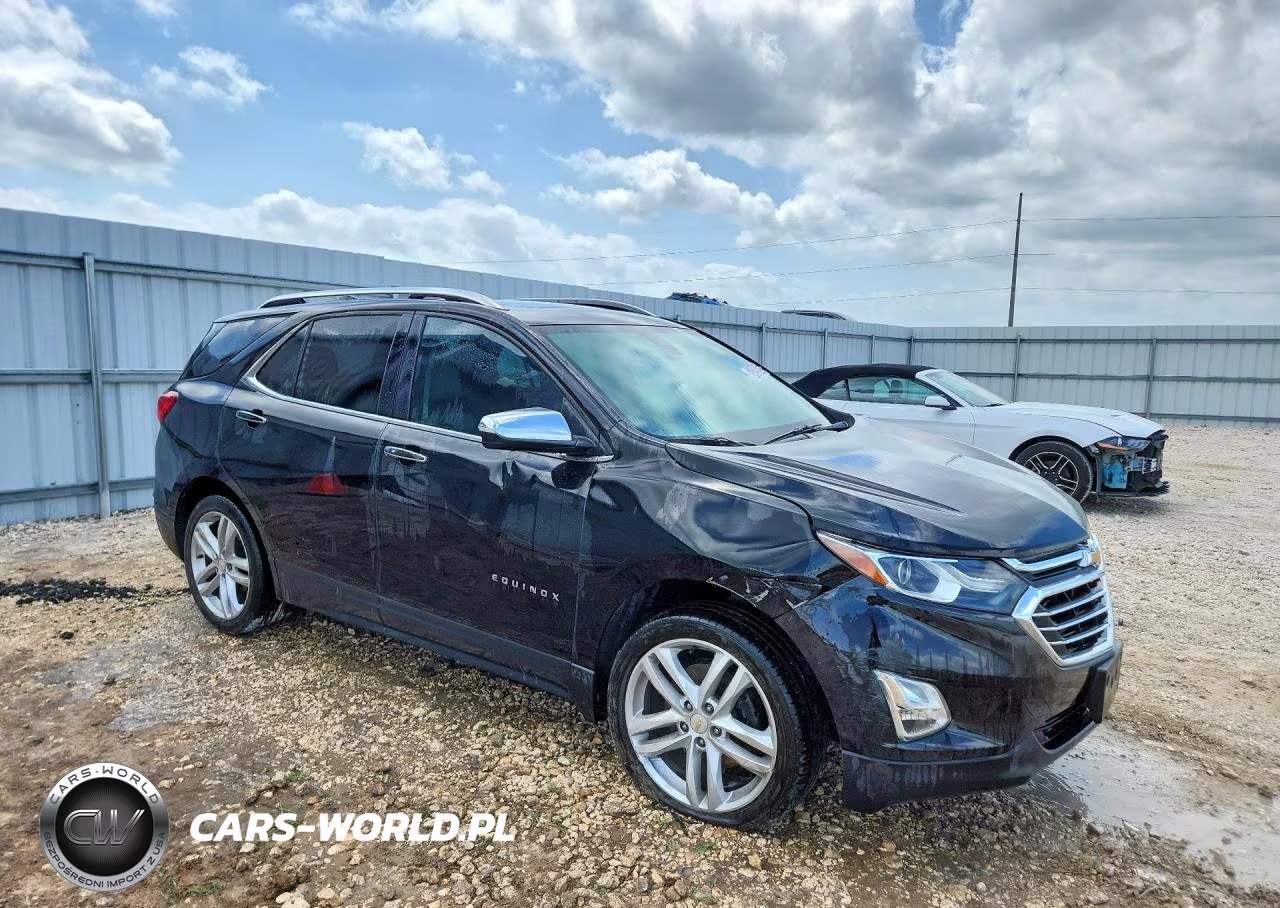2020 Chevrolet Equinox Premier VIN:2GNAXPEX5L6152972 - 4