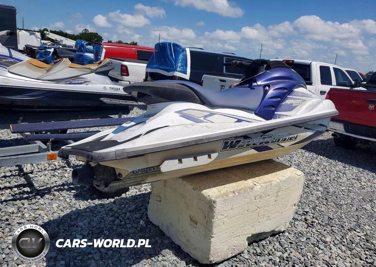 2001 Yam Jet Ski VIN:YAMA3317J001 - 4