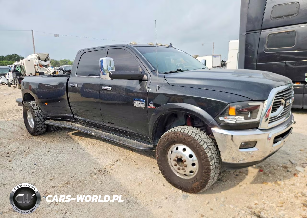 2018 Ram 3500 Longhorn VIN:3C63RRKL4JG132312 - 4