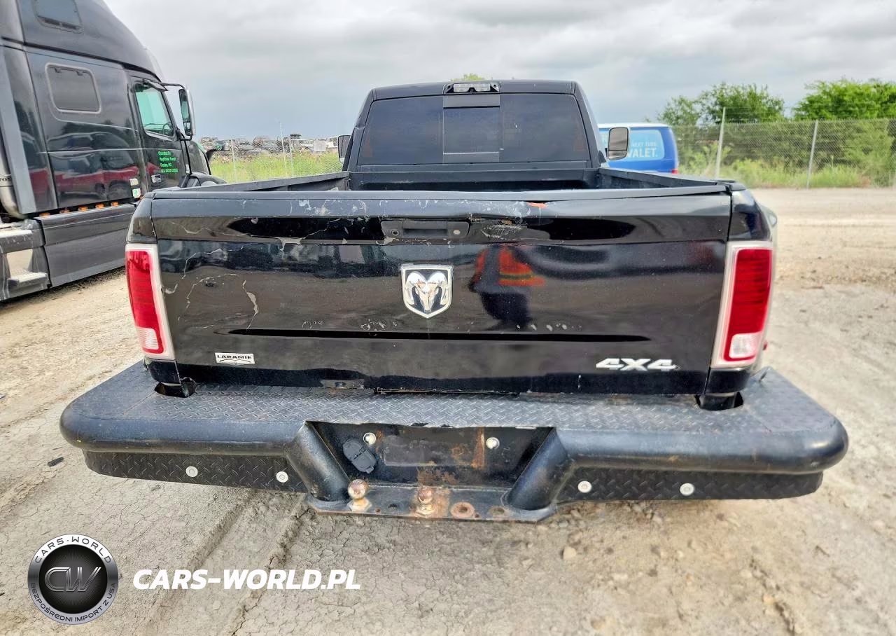 2018 Ram 3500 Longhorn VIN:3C63RRKL4JG132312 - 6